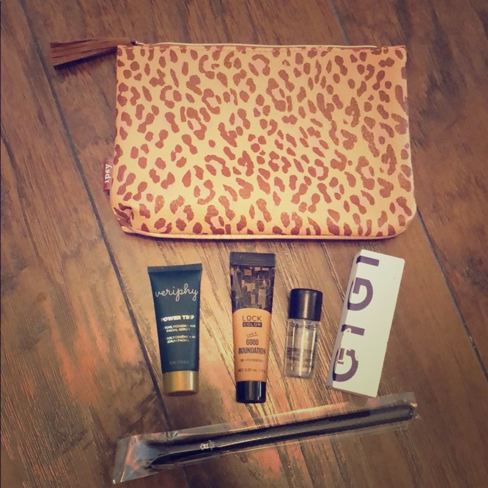 Makeup bundle: Ipsy
